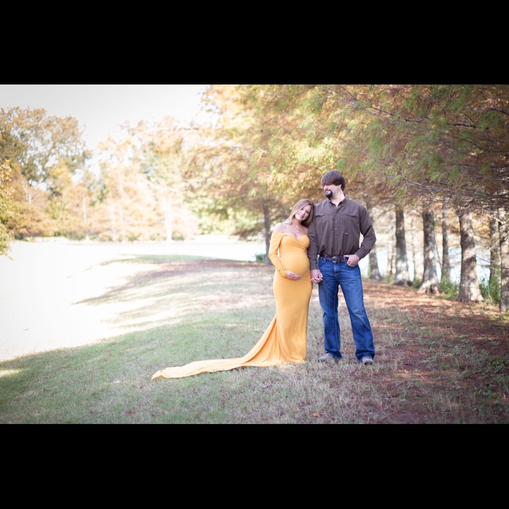 Maternity photo shoot gown